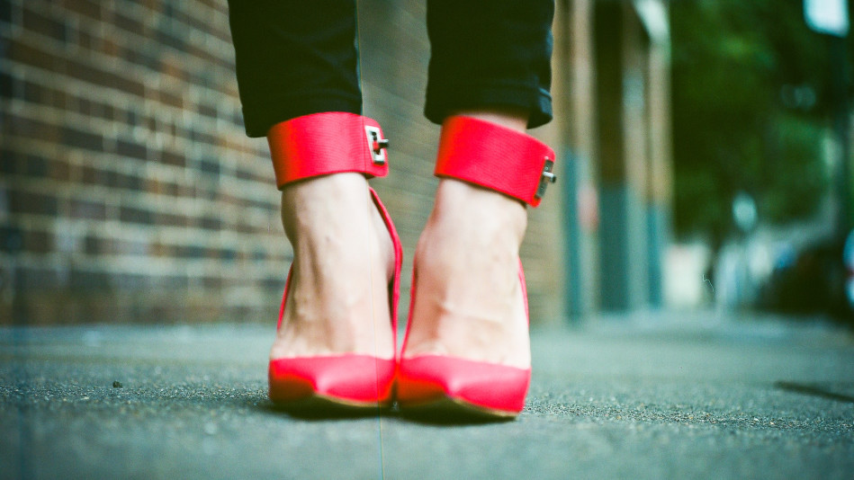 The Worst Shoes You Can Wear This Summer | HuffPost