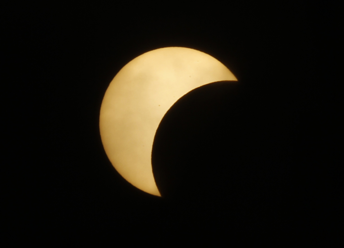 Total Solar Eclipse Over Southeast Asia Wows With Incredible Pictures ...