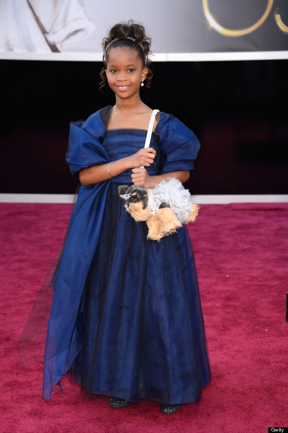 quvenzhane wallis puppy purse