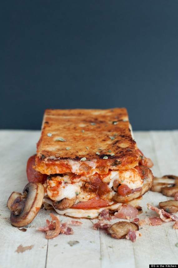 pizza grilled cheese