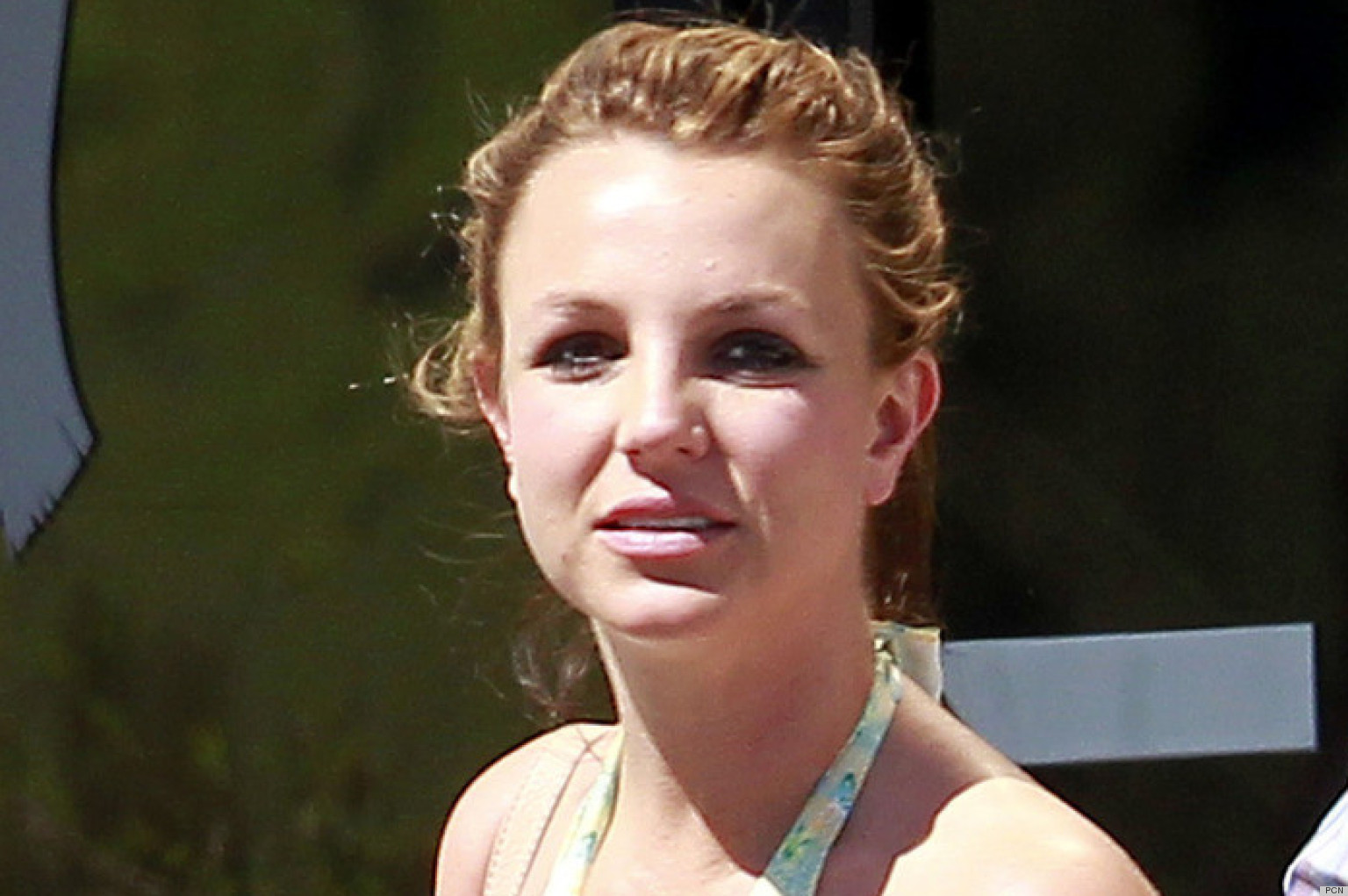 Britney Spears' Sundress Gets Us In The Mood For Spring (PHOTOS) | HuffPost