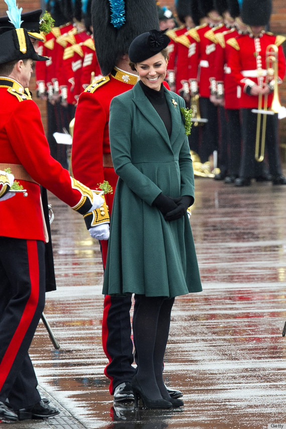 kate middleton heel stuck