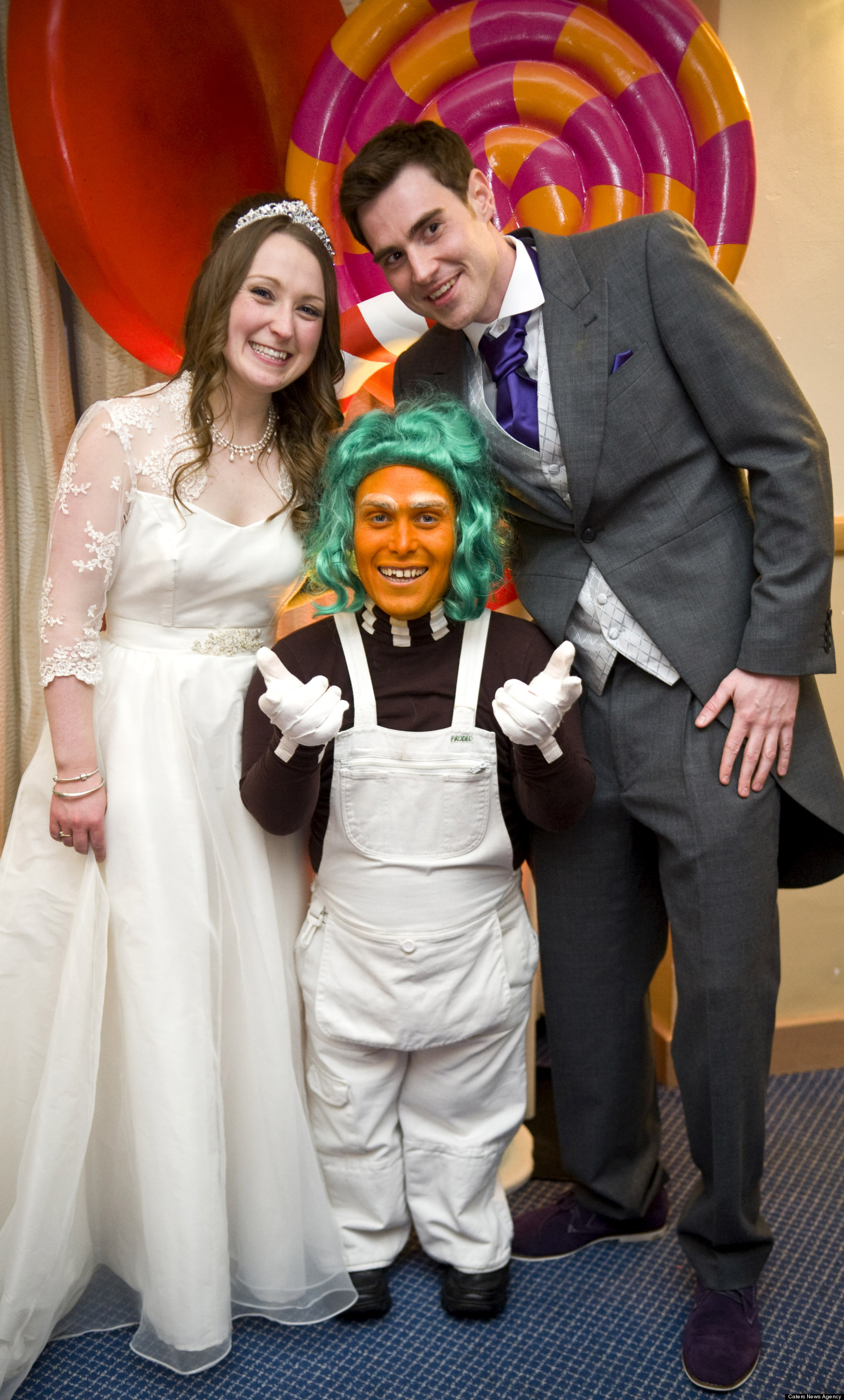 Willy Wonka Wedding: Couple Hires Oompa Loompa To Appear At Nuptials ...