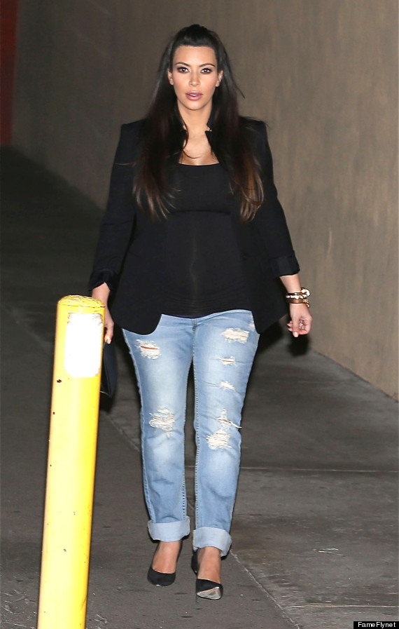 Kim Kardashian Jeans: Pregnant Reality Star Trades In Her Usual Evening Wear For Casual Chic ...