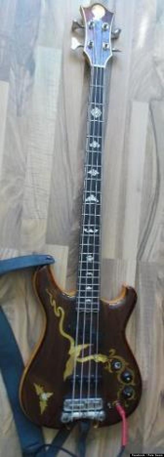 pete sears bass guitar