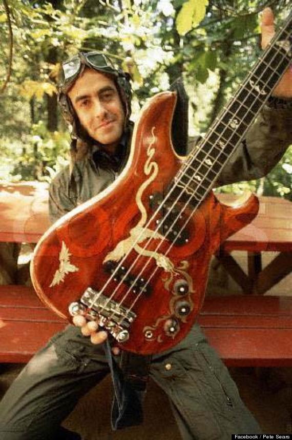 pete sears bass guitar