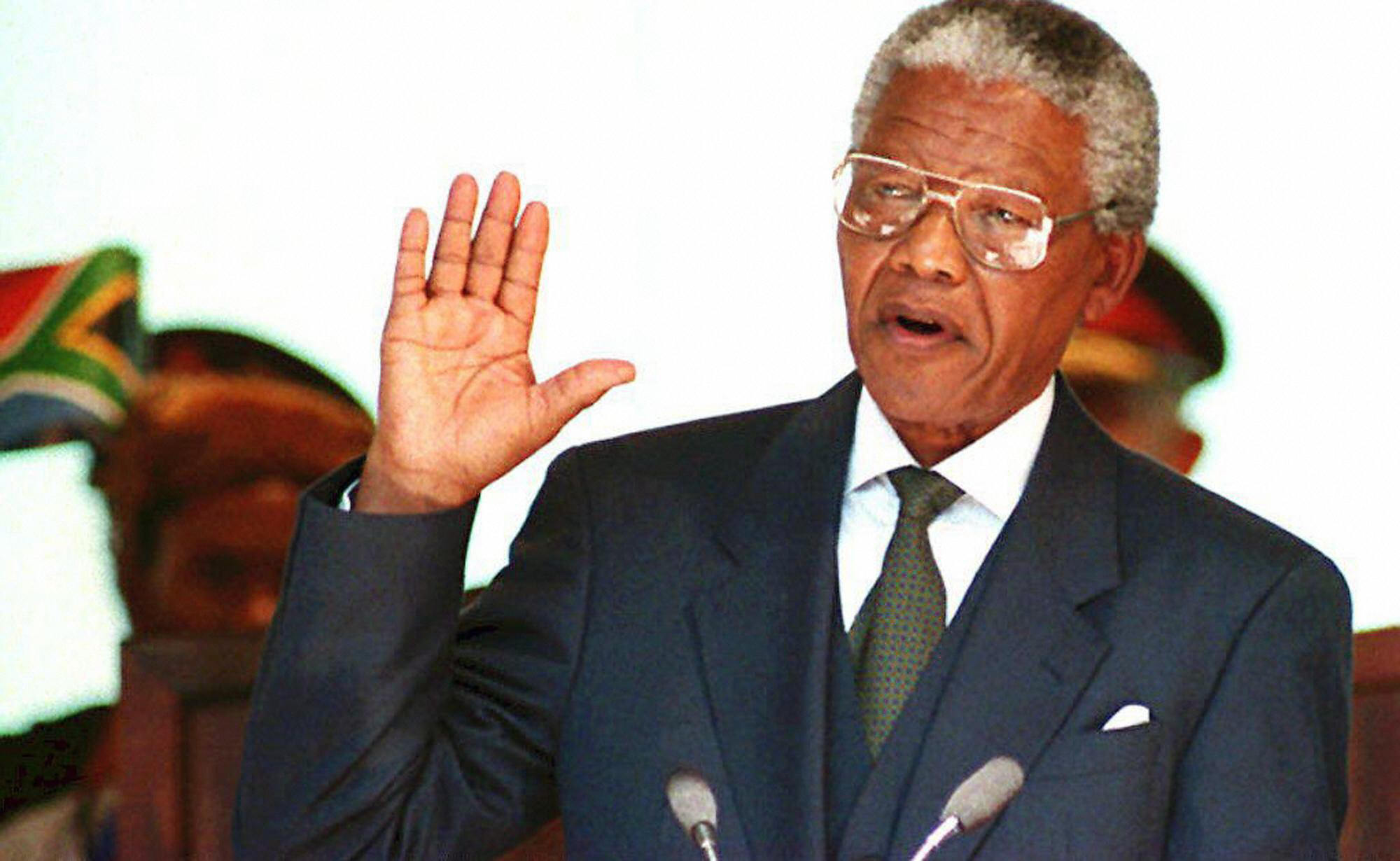 Nelson Mandela Inauguration: South African Leader Became Nation's First ...