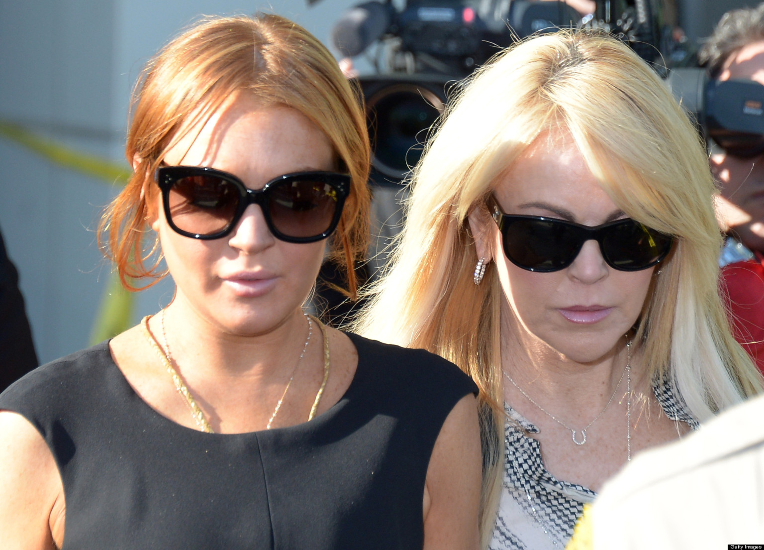 Dina Lohan Says Lindsay Is 'Happy' In Rehab, But Reports Claim She ...