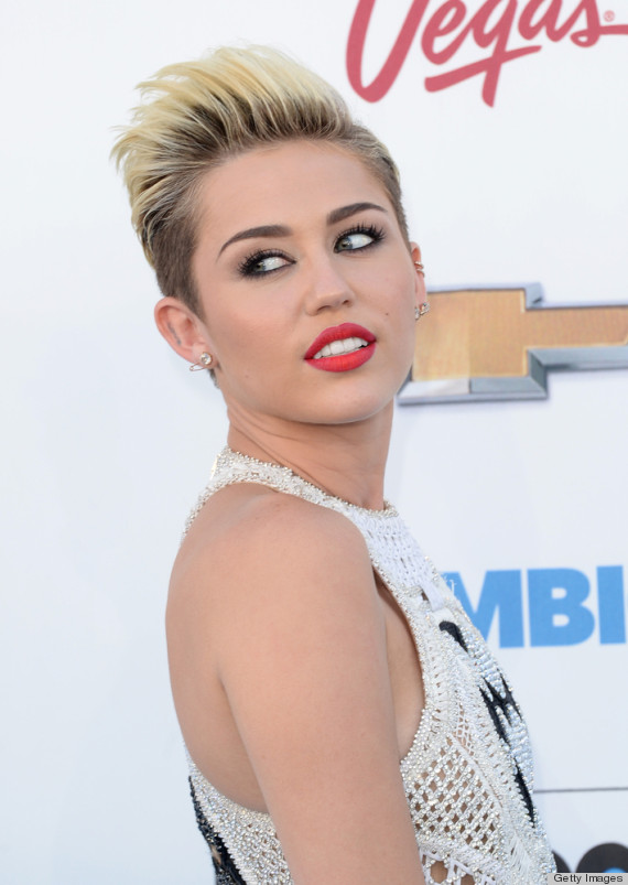 miley cyrus billboard awards