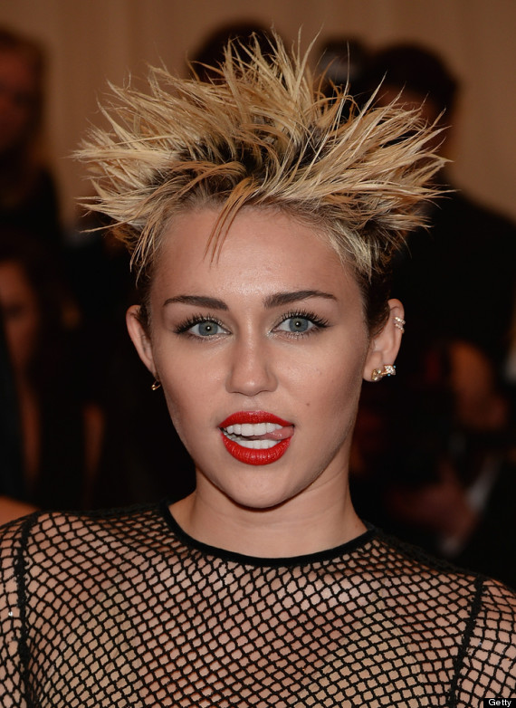 miley cyrus tongue