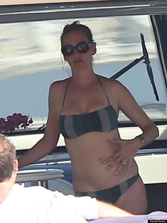 uma thurman bikini