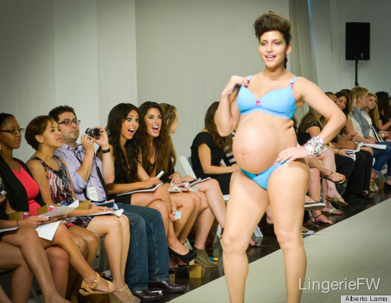 pas lyserød Sanders Pregnant Models Hit The Runway At Lingerie Fashion Week (PHOTOS) | HuffPost  Life