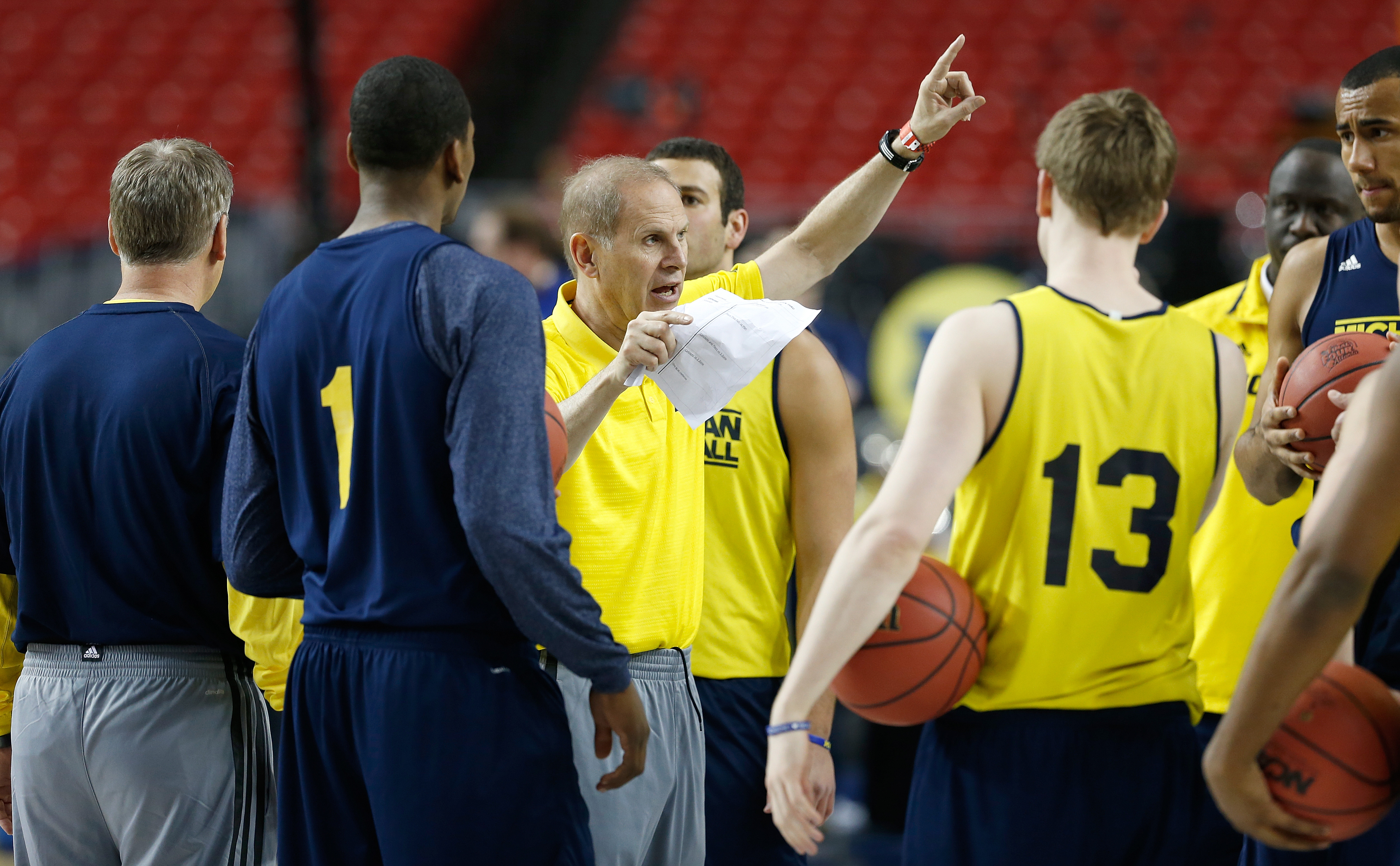 college basketball practice