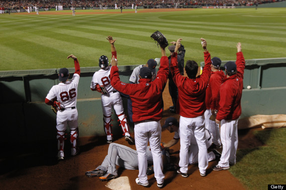 torii hunter surrounded