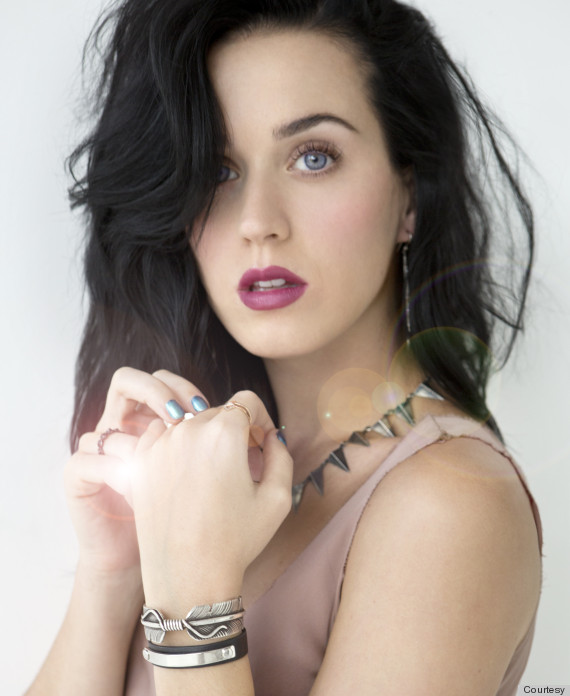 Katy Perrys Cover Girl Debut Doesnt Exactly Roar Huffpost 