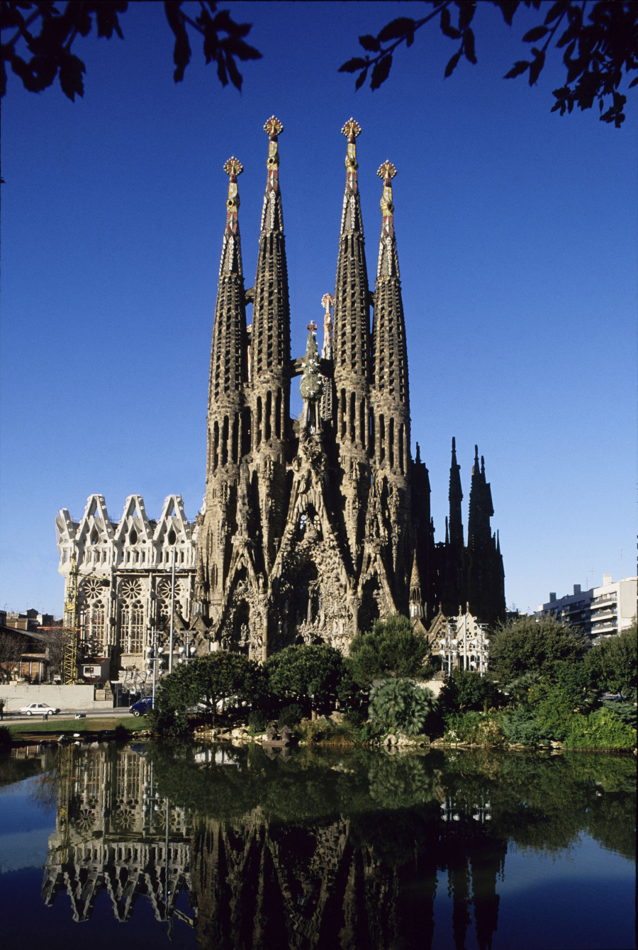10 Architectural Landmarks You Have To Visit Before You Die Huffpost