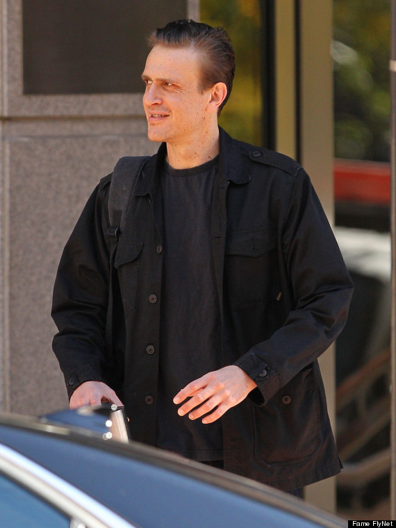 Jason New Look On The Set Of 'Sex Tape' HuffPost Entertainment