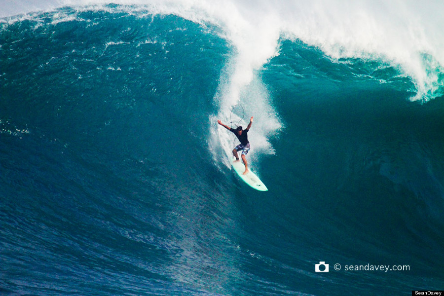 waimea bay surf