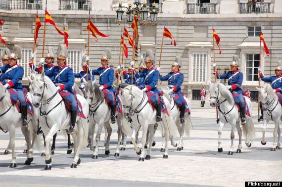 15 Grand Changing Of The Guard Ceremonies You Really Need To See | HuffPost