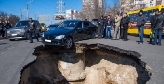 sinkhole russia