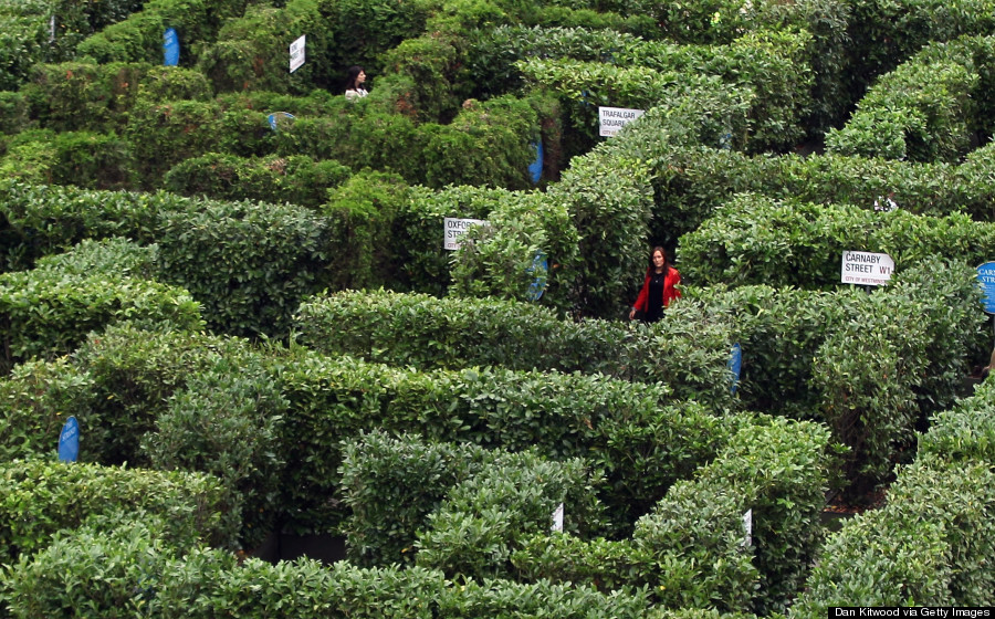 trafalgar square maze