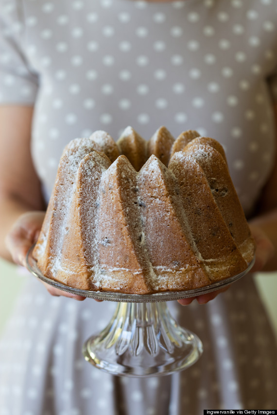 cake on a cake stand