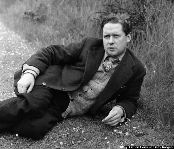 A biography of dylan thomas a welsh poet