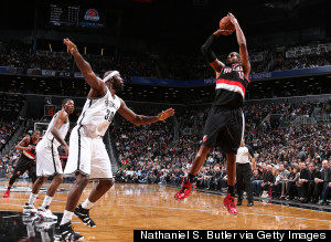 lamarcus aldridge shooting