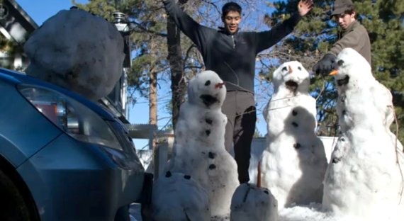 snowman car accident