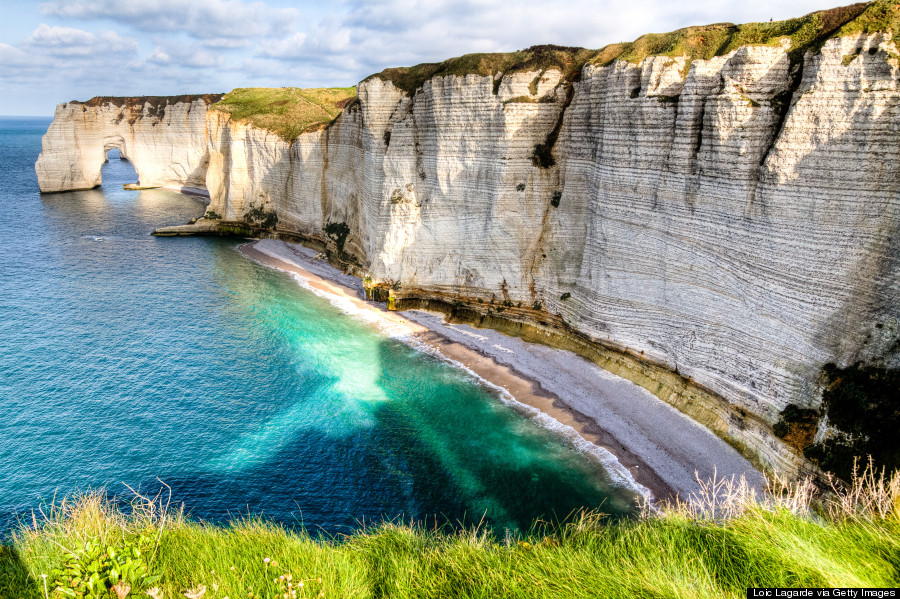 Étretat, France Is Probably The Closest Thing To A Screensaver We've ...
