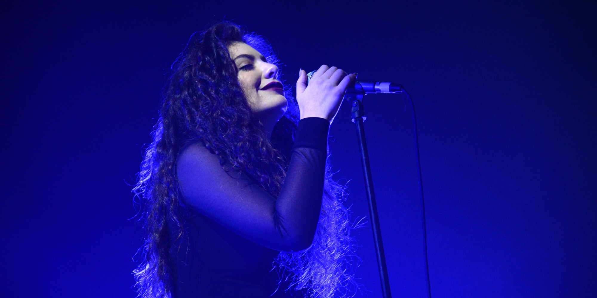 David Bowie Thinks Lorde Is The Voice Of Tomorrow | HuffPost