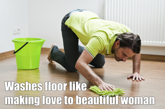 Heres All The Proof That You Need That Theres Nothing Sexier Than A Man Who Cleans Huffpost 2913