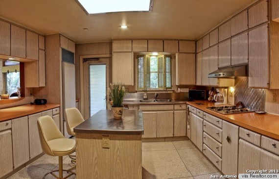 1970s kitchen