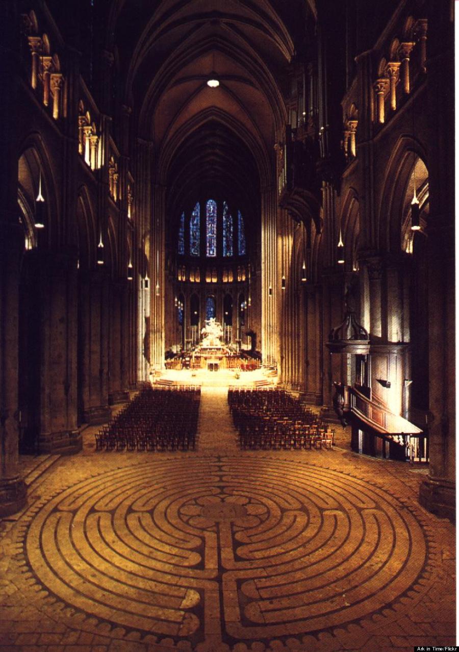 chartres labyrinth