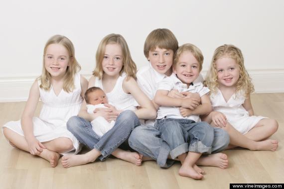 Family Pictures with Six Kids under 7