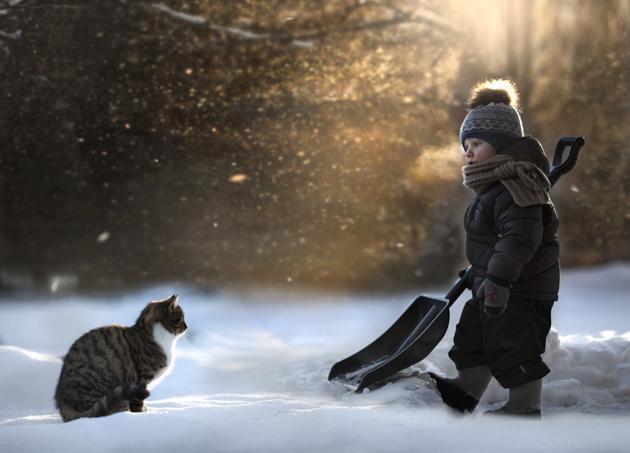 boy with cat