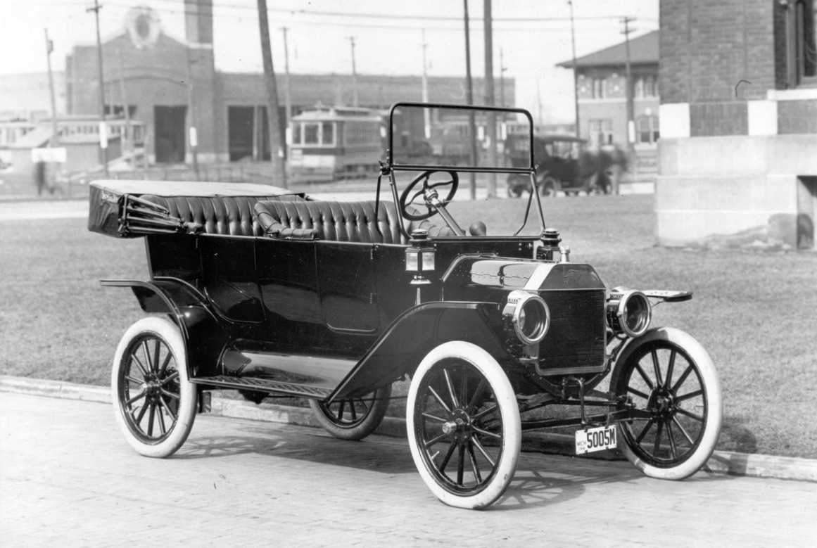 Ford 1914 car