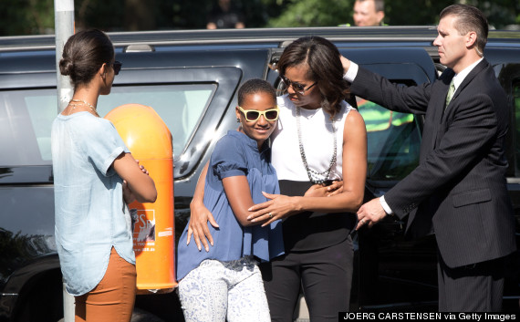 michelle obama barack hug