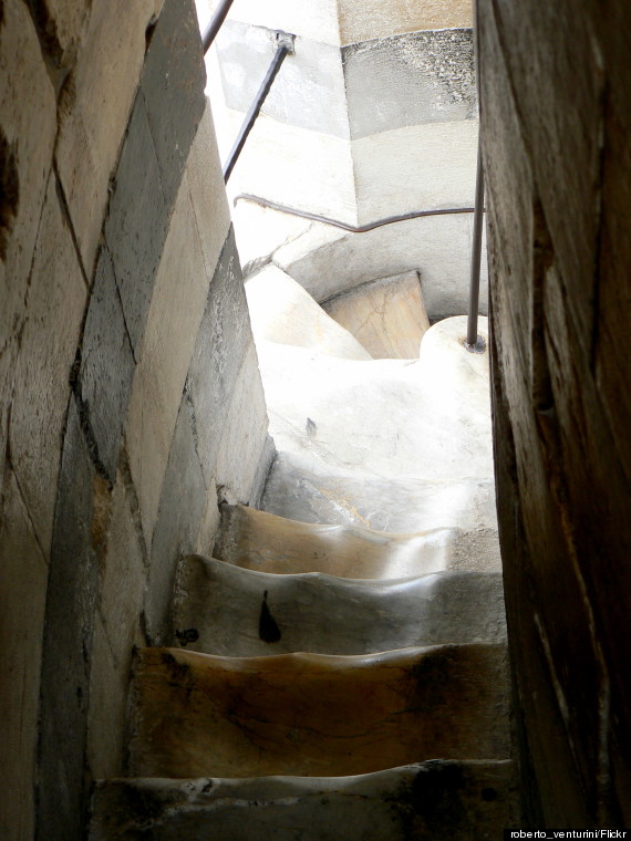 leaning tower of pisa steps