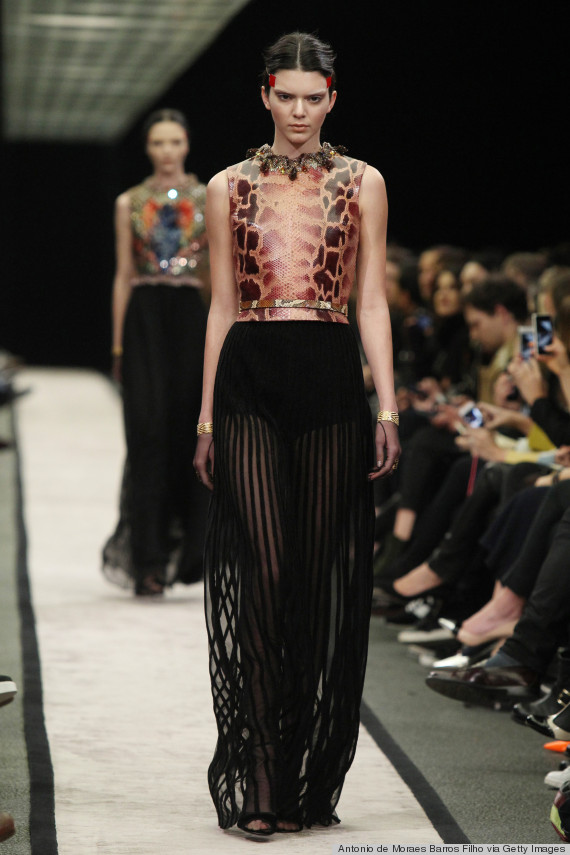 Kendall Jenner Walks Givenchy Show At Paris Fashion Week (PHOTO) | HuffPost  Life