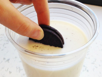 oreo dunking