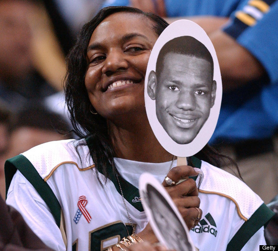 Gloria James PICTURES: Photos Of LeBron James' Mom | HuffPost Sports