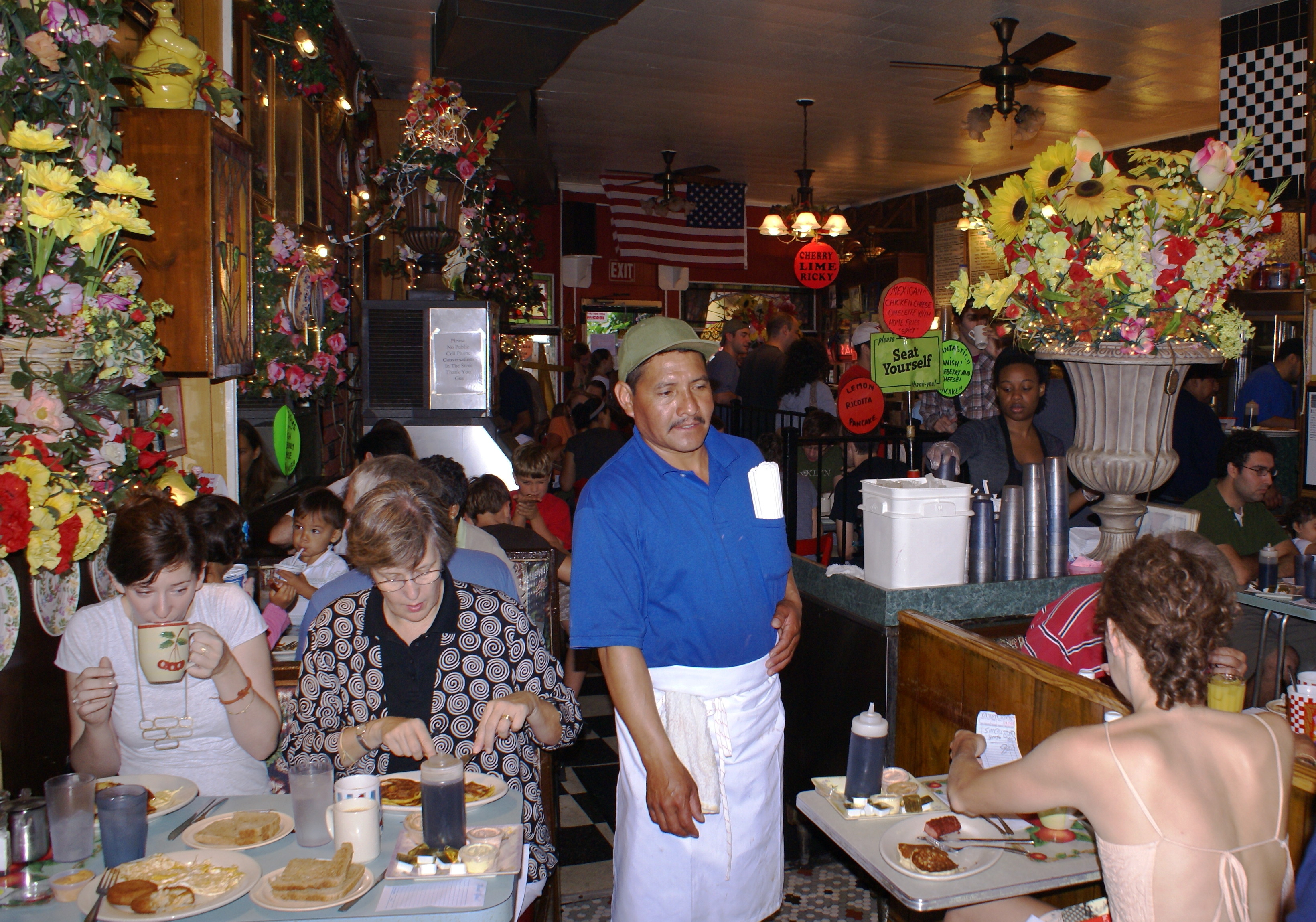 toms restaurant brooklyn