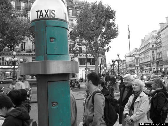 taxi stand paris