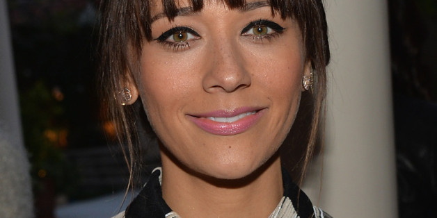 Rashida Jones On Love: 'I'm Still Pondering, Constantly' | HuffPost