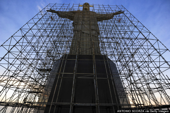 monument scaffolding