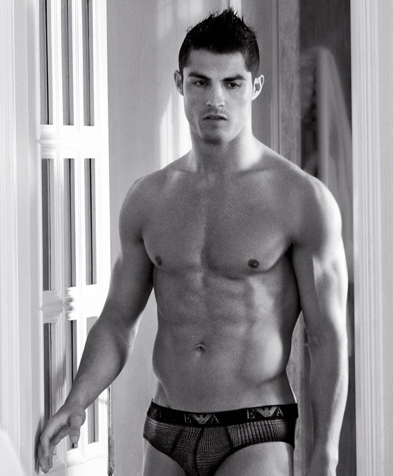 Cristiano Ronaldo Nearly Naked In Emporio Armani Ads (PHOTOS