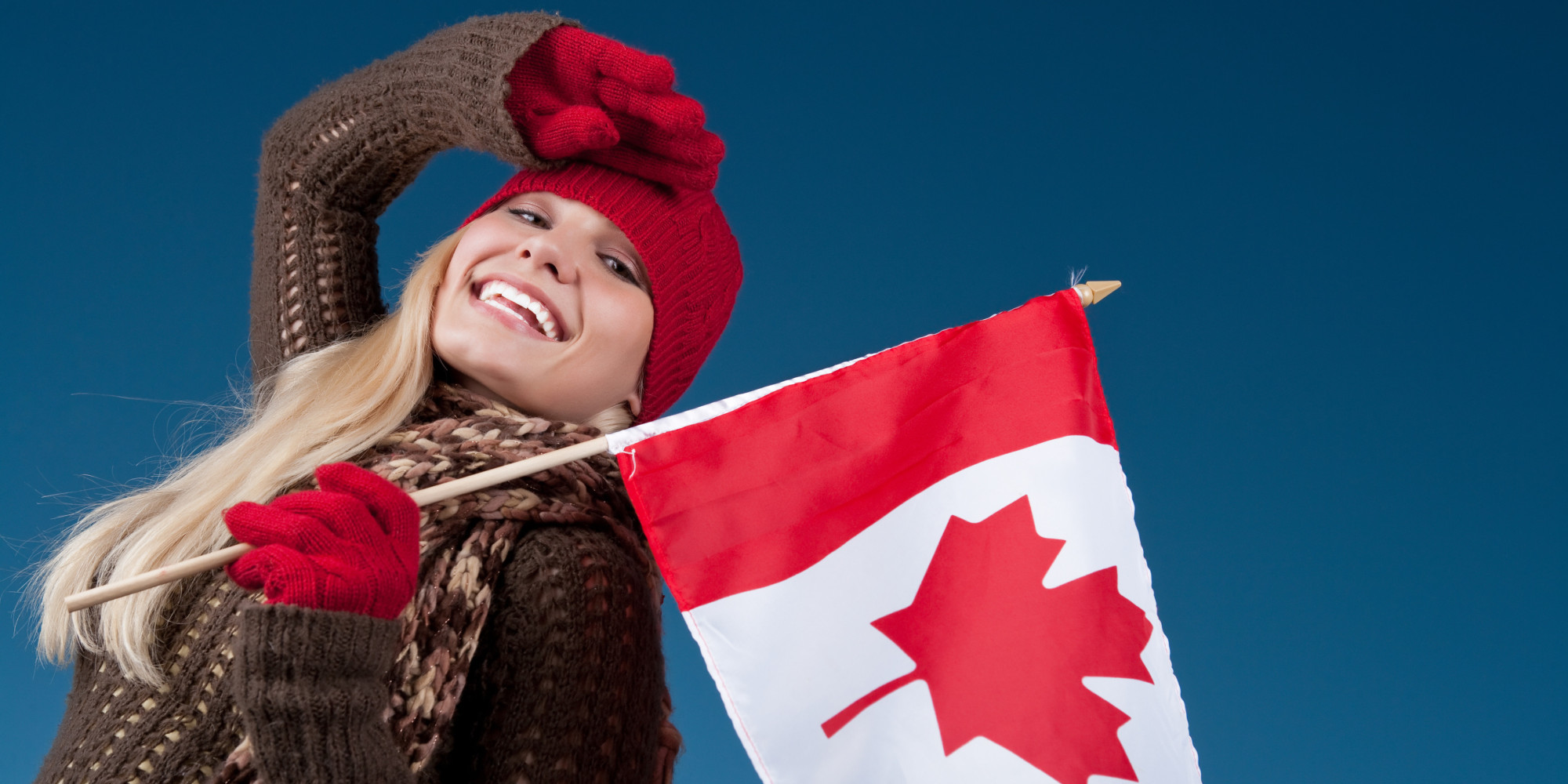 Part canada. Канада люди. Канадец с флагом. Красивые канадцы. Канадские девушки.