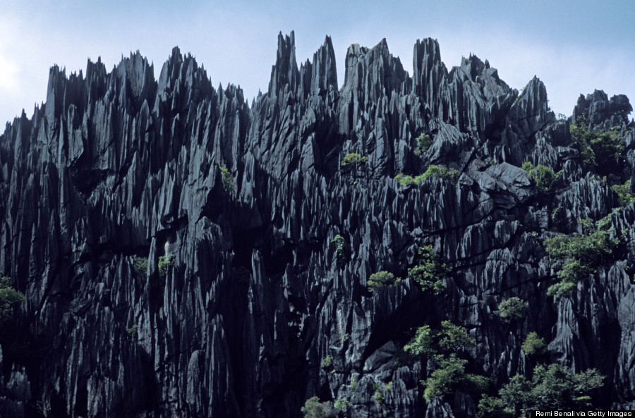 new caledonia cliffs