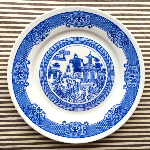 Best Blue Willow Porcelain Chinaware Calamityware Plate 3: Sea Monster, 1 Plate